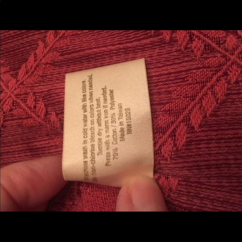 Lenox 70” Round Tablecloth